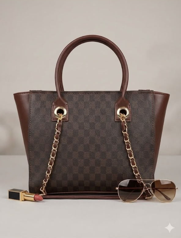 Chain Luxe Carry