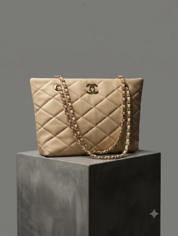 Aurora Chain Tote