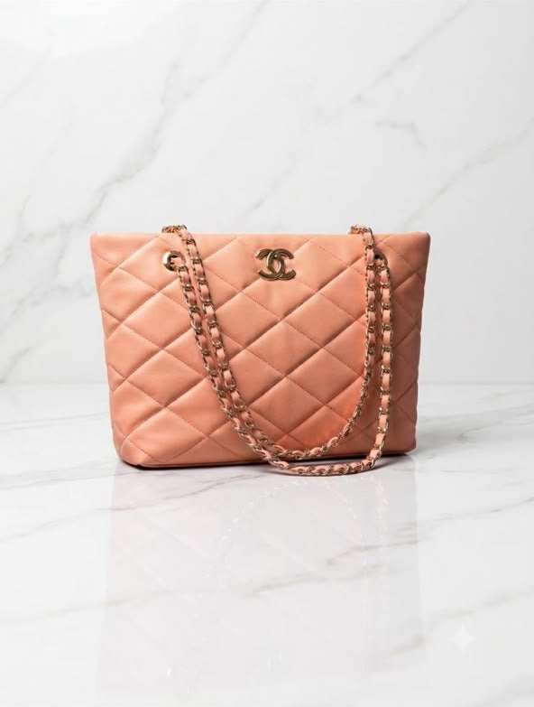 Aurora Chain Tote